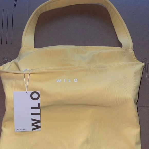 WILO Yellow Women's Activewear Set - Picture 3 of 6